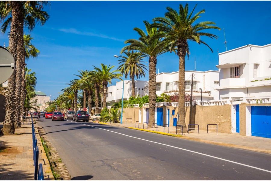 Is El Oulfa a Good Base for Exploring Casablanca by Car